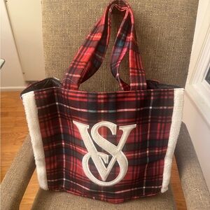 NWT Victoria's Secret Limited Edition 2022 Holiday Plaid Tote Bag